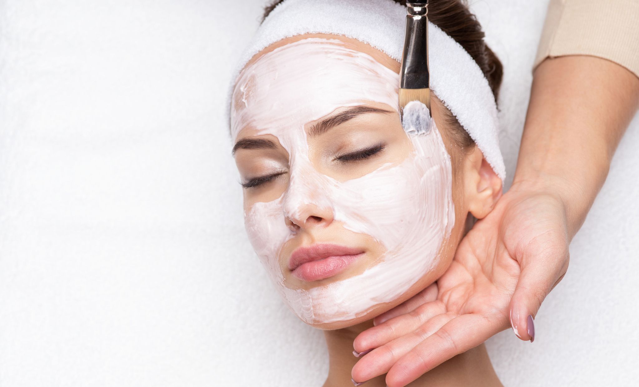woman-receiving-facial-mask-at-beauty-salon - medical facial - resized